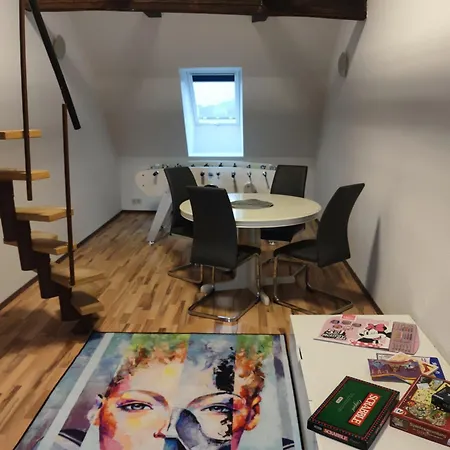 Dachgefluester Apartament *