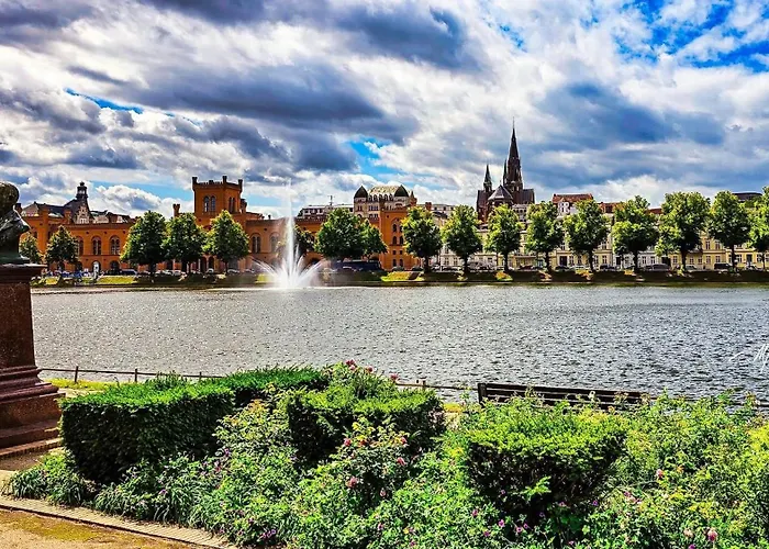 公寓 Dachgefluester *